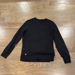 Vuori Men Long Sleeve Black Medium Soft Tee